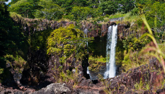 Peepee Falls Rd, Pi‘ihonua, Hawaii, United States
