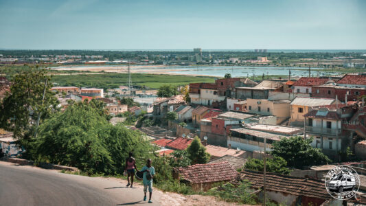Angola, Canata - Lobito - GPS (-12,365453; 13,568015)
