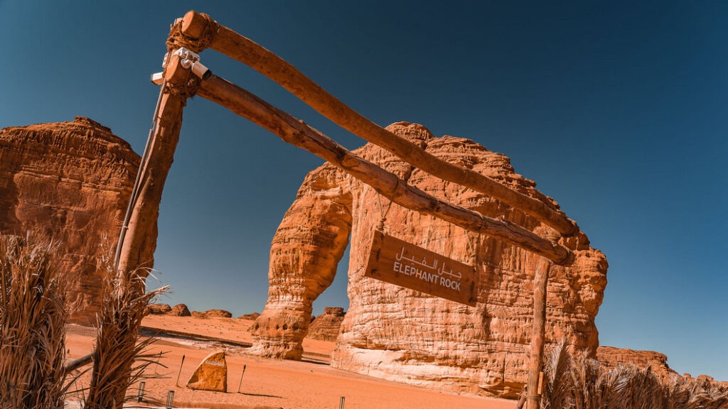 Saudi-Arabia-Elephant-Rock-Al-Ula-GPS-26690303-37982989